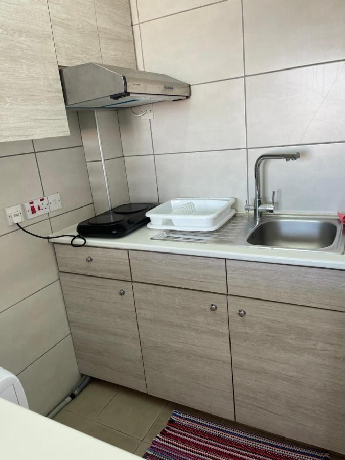 Alex Beach Apartment 203 Lárnaka Kültér fotó