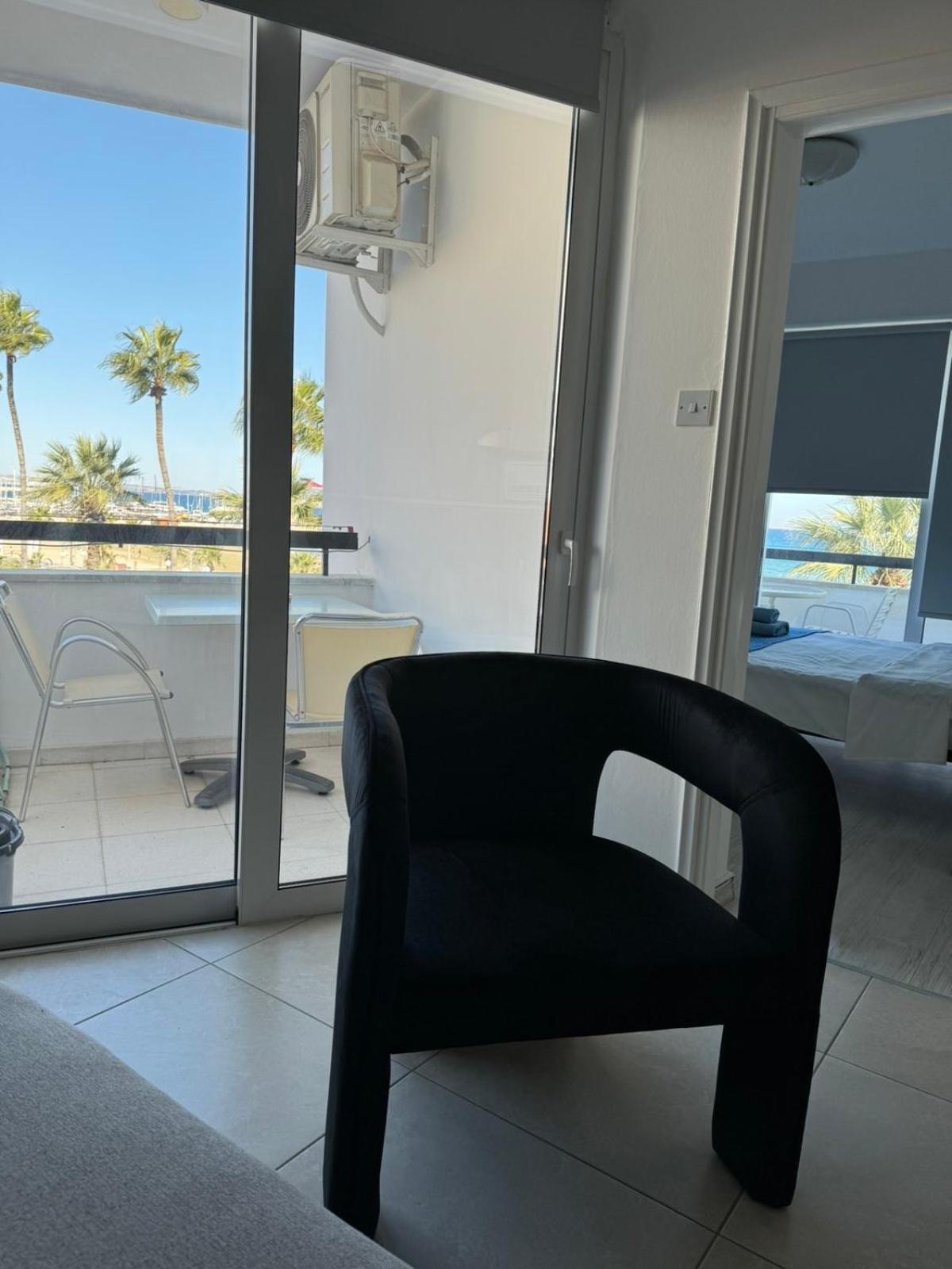 Alex Beach Apartment 203 Lárnaka Kültér fotó