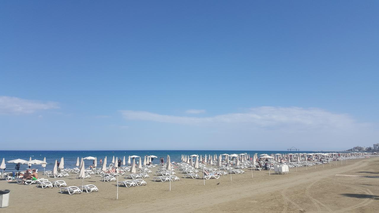 Alex Beach Apartment 203 Lárnaka Kültér fotó
