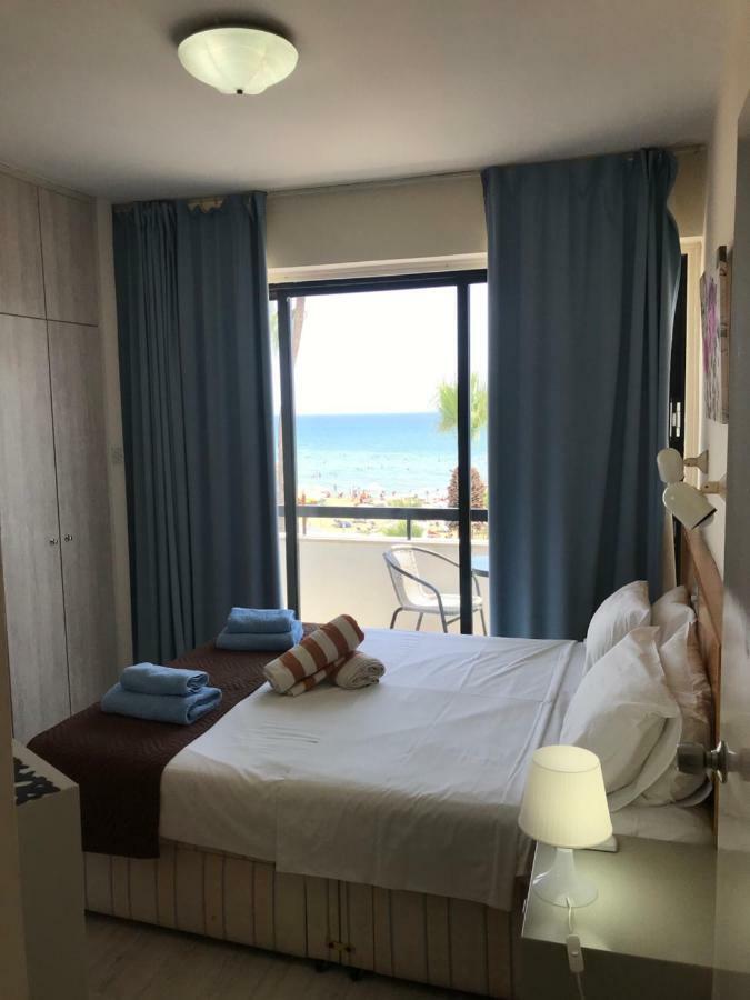 Alex Beach Apartment 203 Lárnaka Kültér fotó
